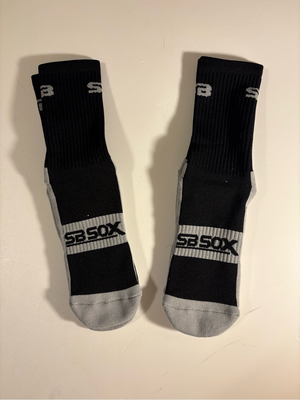 Men's Black & Gray Performance Crew Socks